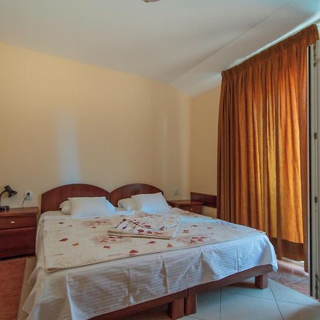 Blue Palace Guest House Budva Oda fotoğraf