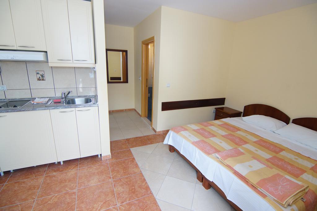 Blue Palace Guest House Budva Dış mekan fotoğraf